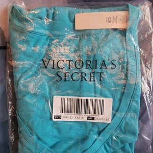 Victoria Secret teal Vneck size M